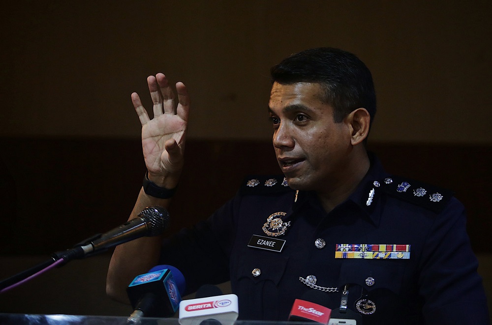 Petaling Jaya district police chief ACP Nik Ezanee Mohd Faisal speaks during a press conference at the Petaling Jaya district police headquarters August 21, 2020. u00e2u20acu201d Bernama pic
