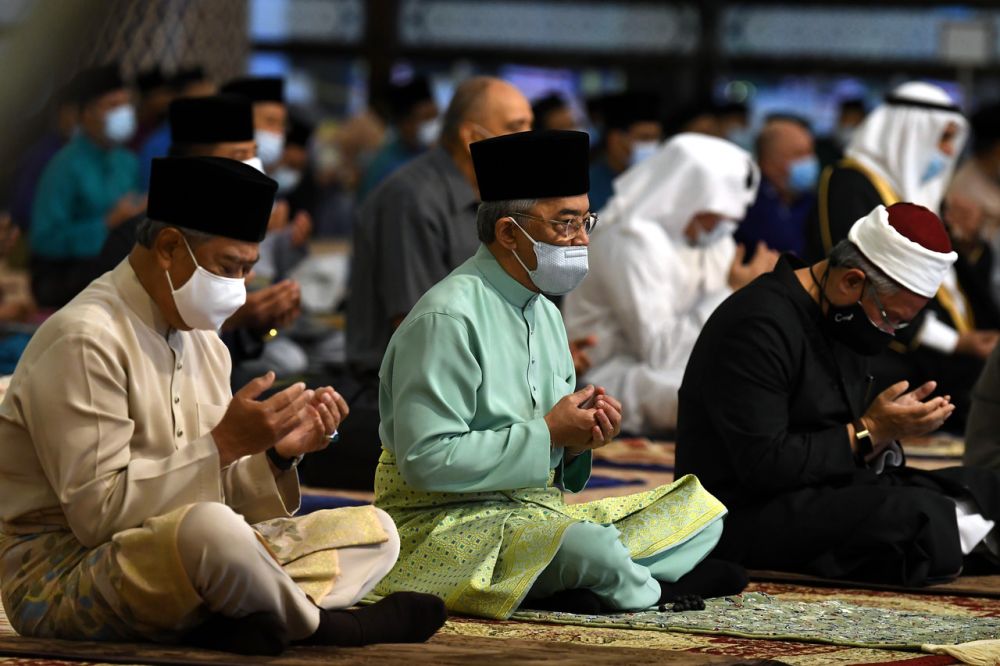 Yang di-Pertuan Agong Al-Sultan Abdullah Riu00e2u20acu2122ayatuddin Al-Mustafa Billah Shah performs prayers during the national-level Maal Hijrah celebration at the National Mosque, Kuala Lumpur August 19, 2020. u00e2u20acu201d Bernama pic