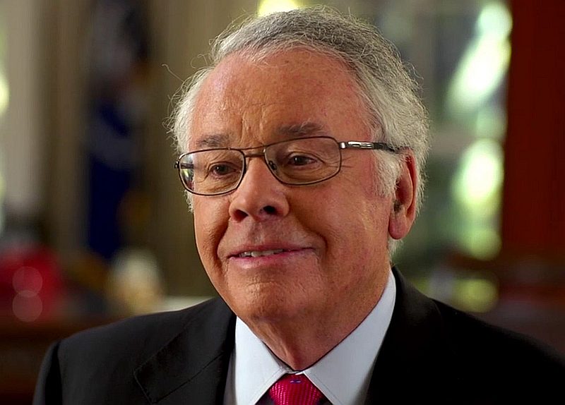 Bob Tuttle, the US ambassador to the UK under President George W. Bush. u00e2u20acu201d Screengrab from YouTube