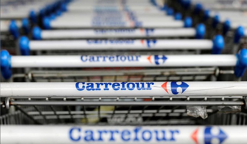 The logo of France-based food retailer Carrefour is seen on shopping trolleys in Sao Paulo, Brazil July 18, 2017. u00e2u20acu201d Reuters pic