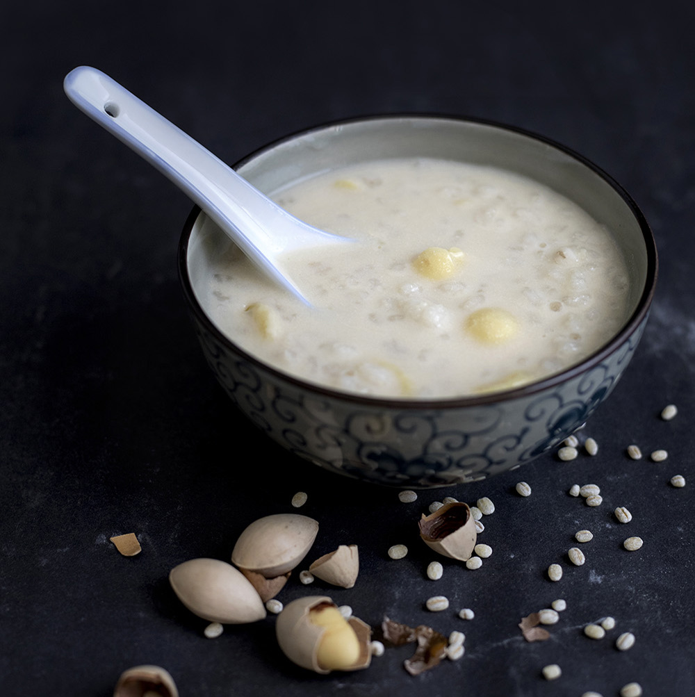 Soothing bowl of 'tong sui', such as 'pak kor yee mai fu chok', will help ease your troubles.