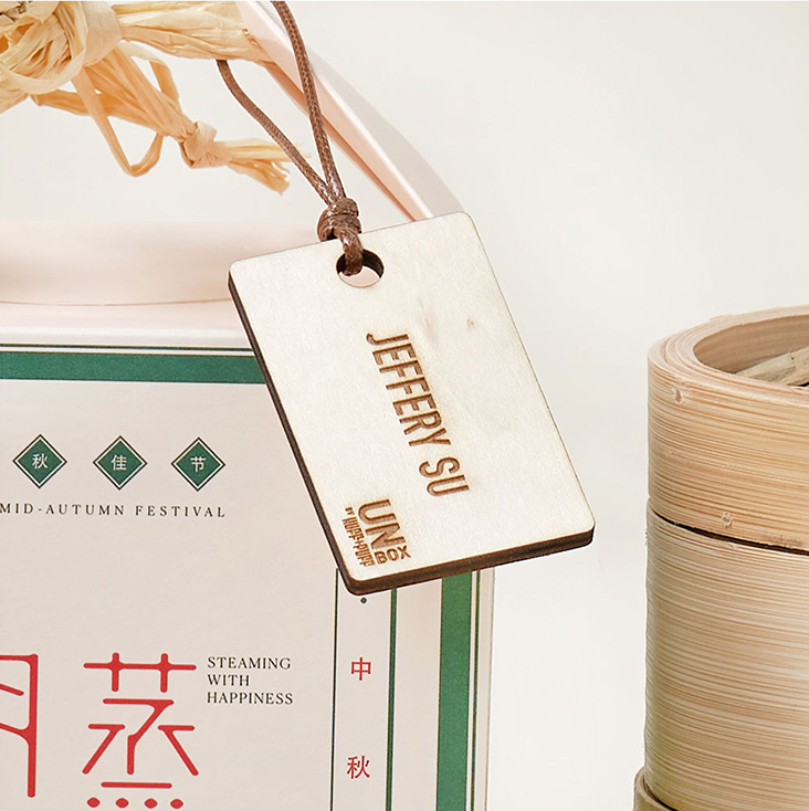 Each set will come with a tag that can be customised to the recipient's name, making it more personalised.