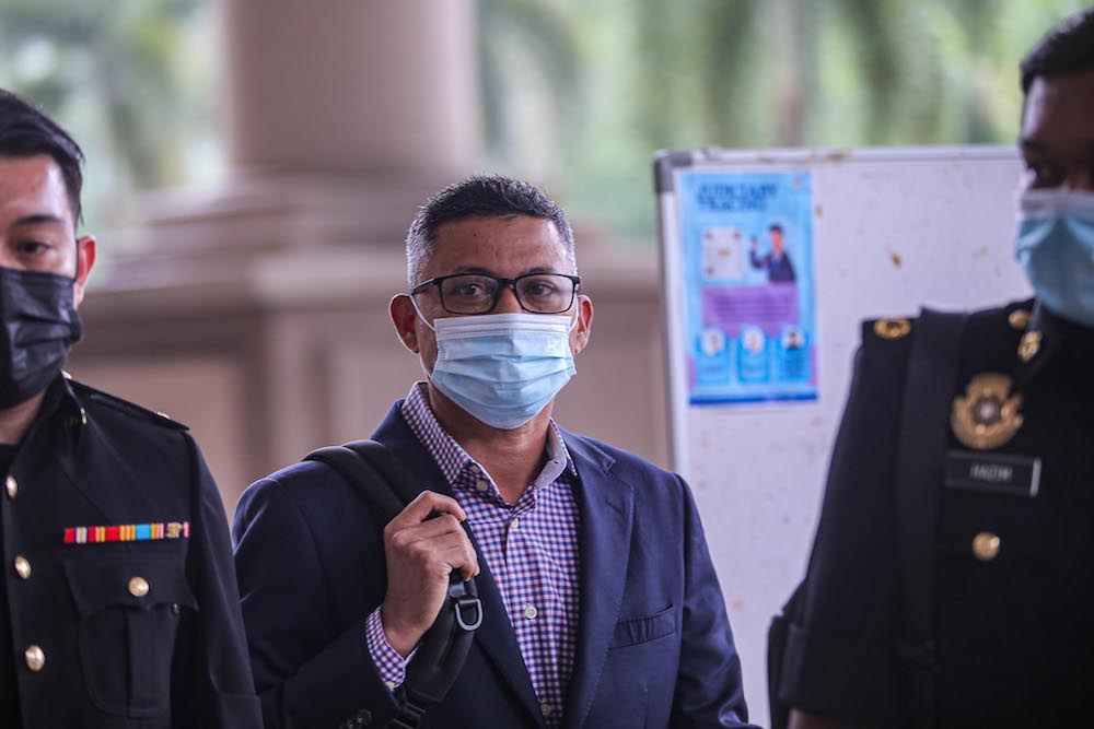 Former 1MDB CEO Mohd Hazem Abd Rahman at the Kuala Lumpur Court Complex, September 14, 2020. u00e2u20acu2022 Picture by Hari Anggara
