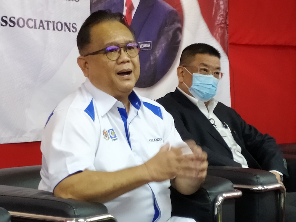 Gabungan Parti Sarawak (GPS) secretary-general Datuk Alexander Nanta Linggi speaks to the media. u00e2u20acu201d Picture by Sulok Tawie