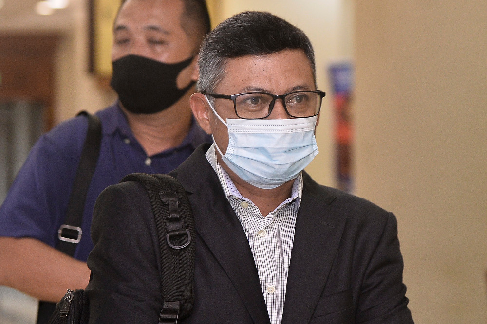 Former 1MDB CEO Mohd Hazem Abdul Rahman at Kuala Lumpur High Court for the 1MDB trial September 10, 2020. — Picture by Miera Zulyana