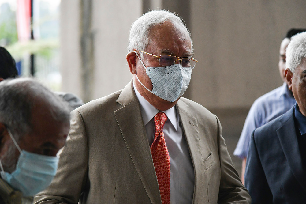 Former prime minister Datuk Seri Najib Razak at Kuala Lumpur High Court for the 1MDB trial September 10, 2020. u00e2u20acu201d Picture by Miera Zulyana