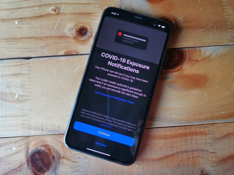 Apple has pushed out iOS 13.7, an update that adds support for a Covid-19 exposure notification system called Exposure Notification. u00e2u20acu201d SoyaCincau pic