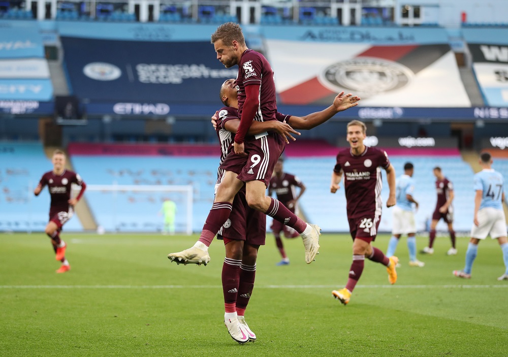 Leicester Cityu00e2u20acu2122s Jamie Vardy celebrates scoring their third goal to complete his hat-trick with teammates at the Etihad Stadium in Manchester September 27, 2020. u00e2u20acu201d Picture by Pool via Reuters