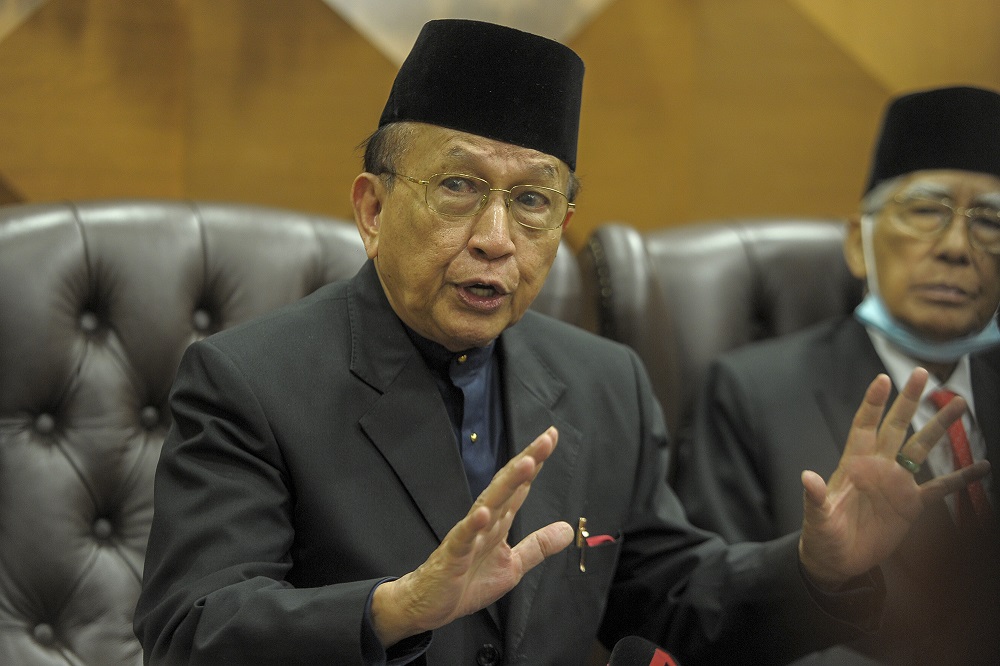 Dewan Negara Speaker Tan Sri Rais Yatim speaks to reporters at a press conference at Parliament September 2, 2020. u00e2u20acu2022 Picture by Shafwan Zaidon