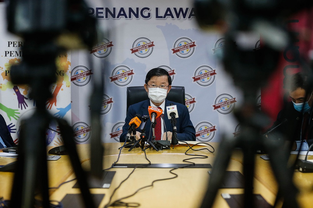 Penang Chief Minister Chow Kon Yeow at a press conference at Komtar in George Town September 2, 2020. u00e2u20acu201d Picture by Sayuti Zainudin
