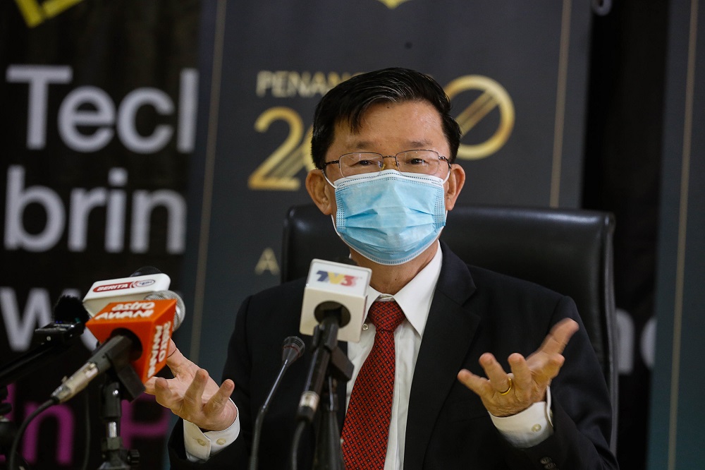 Penang Chief Minister Chow Kon Yeow speaks during a press conference at Komtar in George Town September 23, 2020. u00e2u20acu201d Picture by Sayuti Zainudin