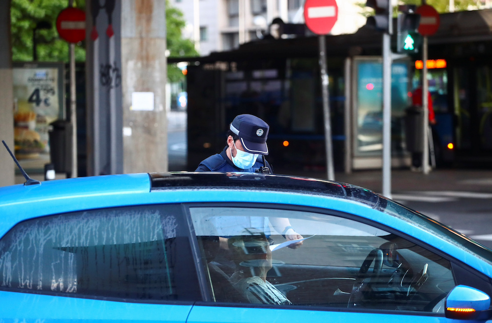 Madrid at â€˜serious riskâ€™ without tougher Covid-19 rules, health minister warns