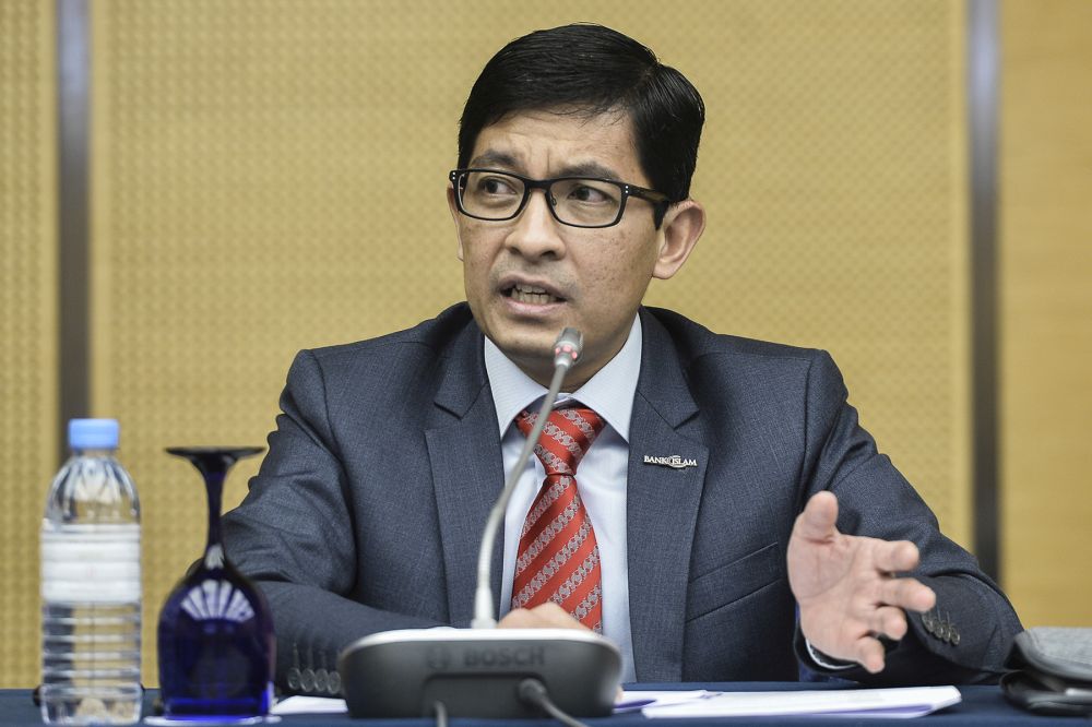 Bank Islam CEO Mohd Muazzam Mohamed speaks during a media roundtable with CEOs and AKPK in Sasana Kijang September 23, 2020. u00e2u20acu201d Picture by Miera Zulyana