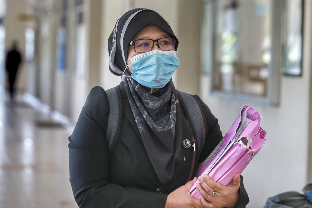 Department of Chemistry Malaysiau00e2u20acu2122s Forensic DNA Division director Nor Aidora Saedon is pictured at the Seremban Coroner's Court Complex September 1, 2020. u00e2u20acu2022 Picture by Ahmad Zamzahuri