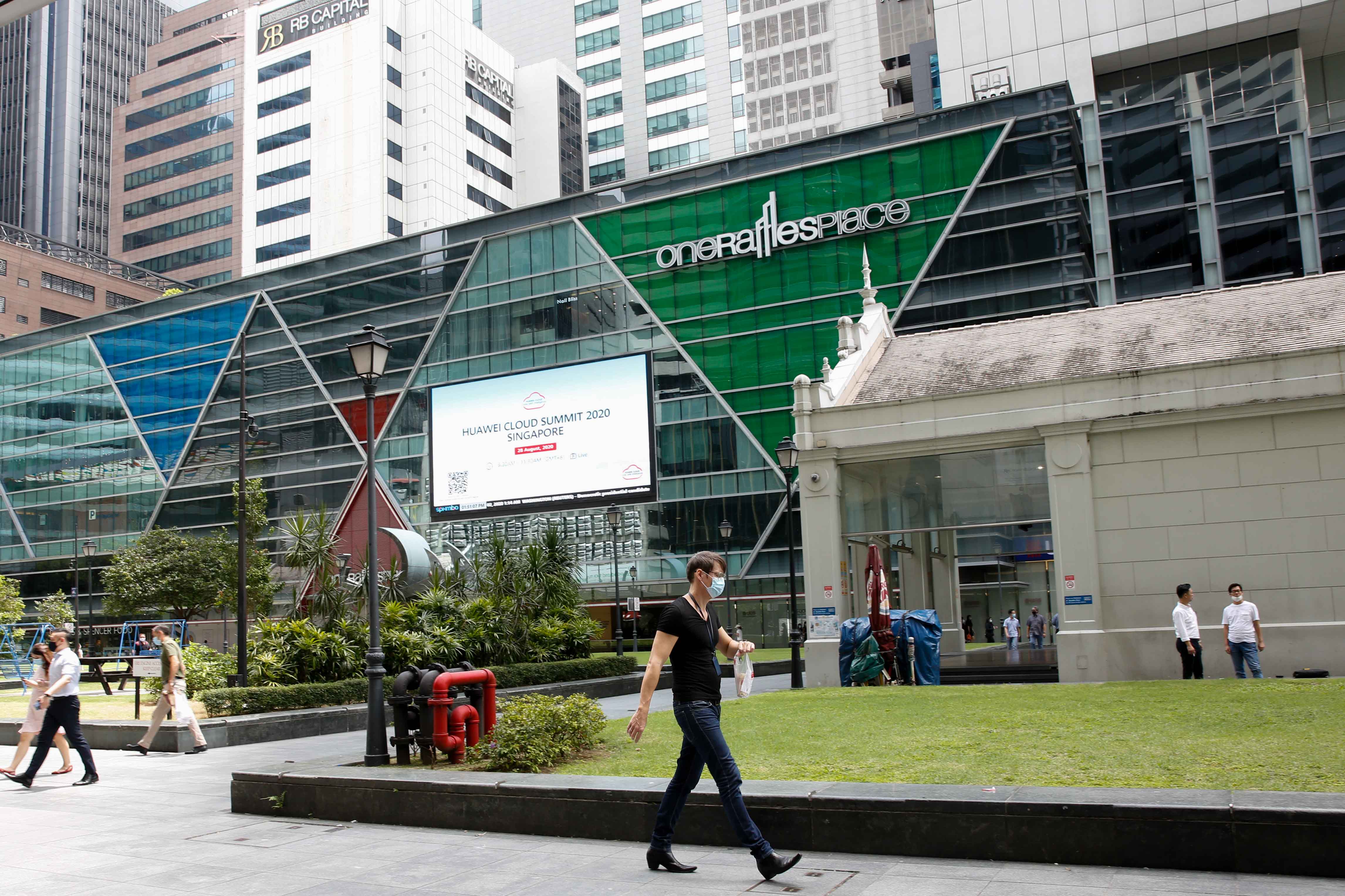 Expatriates in Singapore said they are worried about their growing job insecurity and prospects as companies may be forced to look inward amid the push for local hires. — Photo by Ili Nadhirah Mansor for TODAY