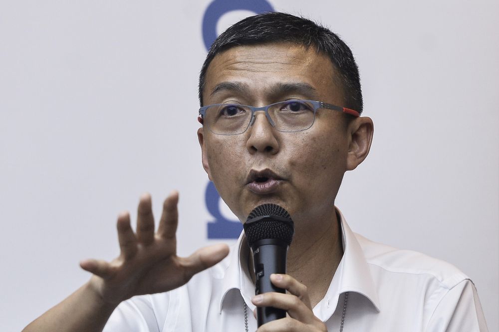 Air Selangor CEO Suhaimi Kamaralzaman speaks during a press conference in Kuala Lumpur September 4, 2020. u00e2u20acu2022 Picture by Miera Zulyana