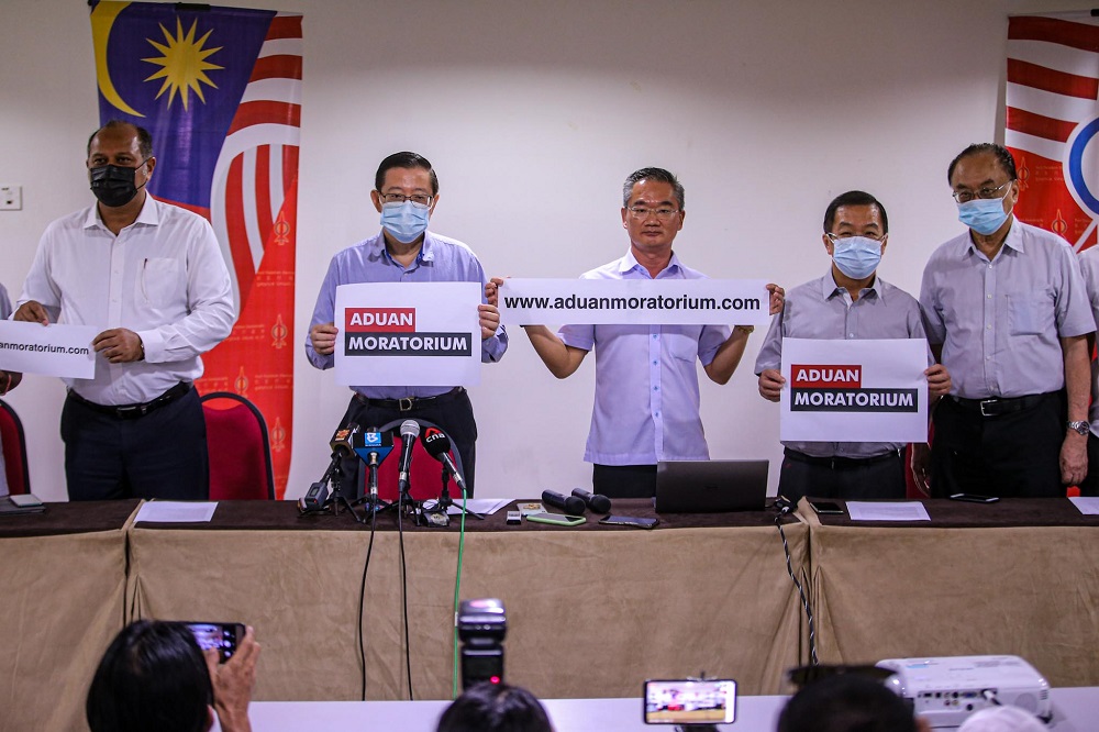 DAP secretary-general Lim Guan Eng with fellow party leaders at the u00e2u20acu02dcaduanmoratoriumu00e2u20acu2122 launch in Kuala Lumpur on September 1, 2020. u00e2u20acu201d Picture by Hari Anggara