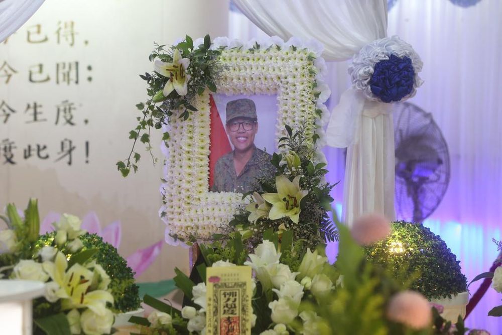 A photo of Dave Lee at his wake in 2018. u00e2u20acu201d TODAY file pic