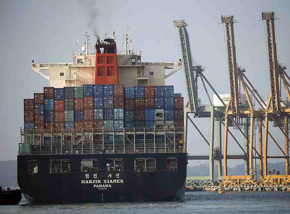 Singapore's August non-oil domestic exports rose 7.7 per cent from a year earlier. u00e2u20acu201d Reuters pic