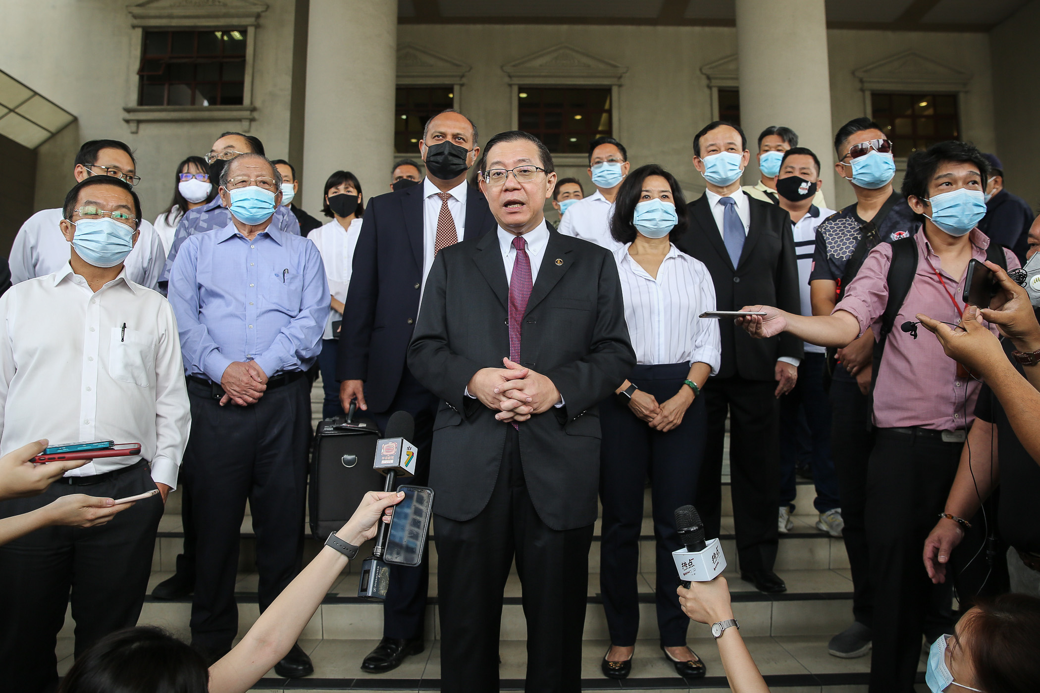 Former finance minister Lim Guan Eng speaks to reporters at the Kuala Lumpur High Court September 9, 2020. u00e2u20acu201d Picture by Yusof Mat Isa