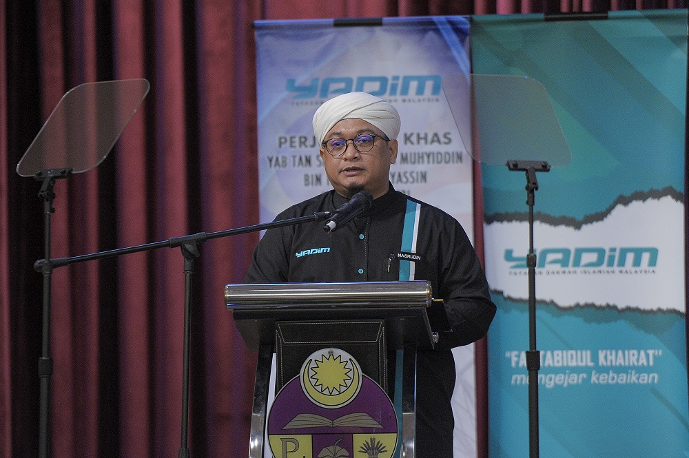 Nasrudin Hassan speaks during a special meeting with Islamic non-governmental organisation (NGO) leaders in Putrajaya September 19, 2020. u00e2u20acu2022 Picture by Shafwan Zaidon