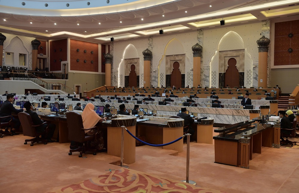 Johor Mentri Besar Datuk Hasni Mohammad speaks during the state assembly in Iskandar Puteri Septmber 10, 2020. u00e2u20acu2022 Bernama pic