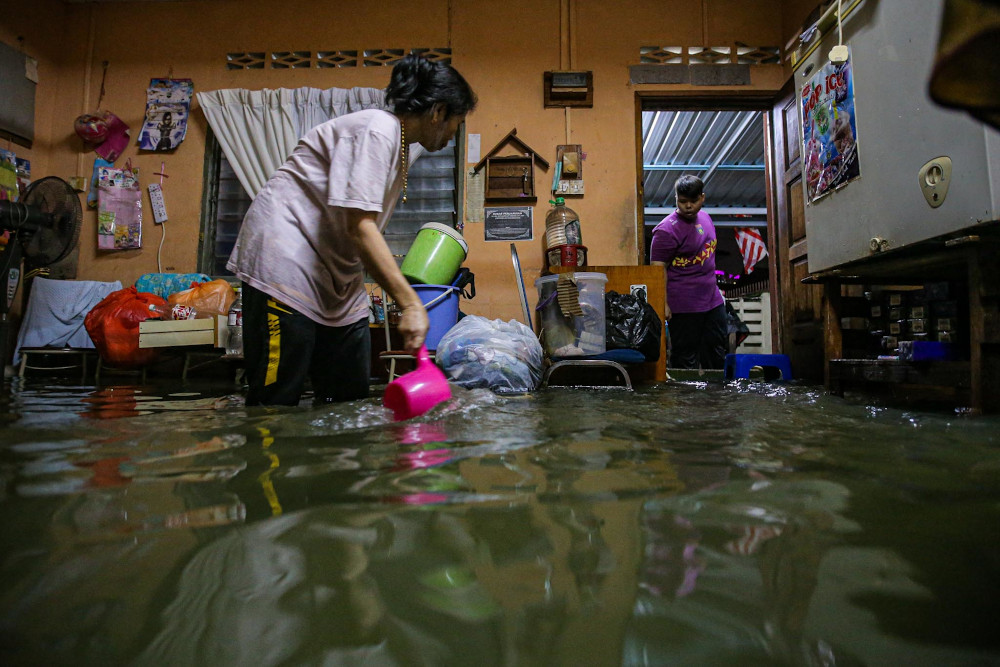 Kampung Baru hit by floods during the downpour September 10, 2020. u00e2u20acu201d Picture by Hari Anggaran