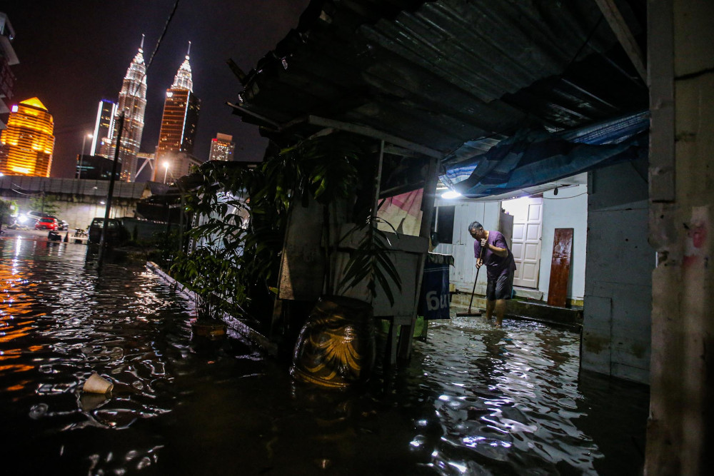 The Kuala Lumpur Fire and Rescue Department said floodwaters rose as high as between one and three metres in the affected areas. — Picture by Hari Anggara