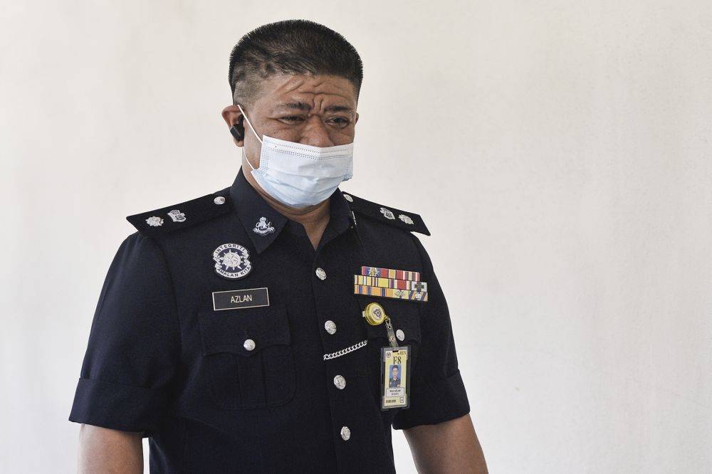 Negri Sembilan Criminal Investigation Department deputy chief (Intelligence/Operations) Superintendent Wan Azlan Wan Mamat is pictured at the Seremban Court Complex September 3, 2020. u00e2u20acu2022 Picture by Miera Zulyana 