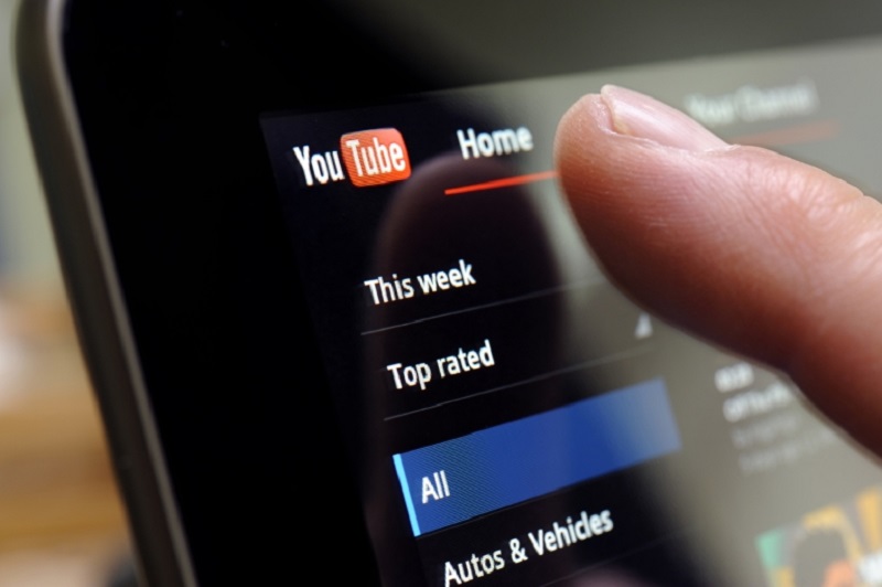 YouTube began testing a TikTok rival in India on Monday. u00e2u20acu2022 IStock.com/AFP pic