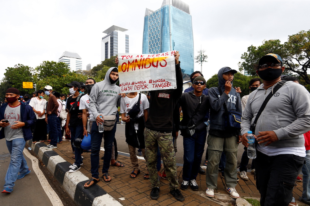 University students protest against the government's labor reforms bill in Jakarta, Indonesia, October 20, 2020. u00e2u20acu201d Reuters pic