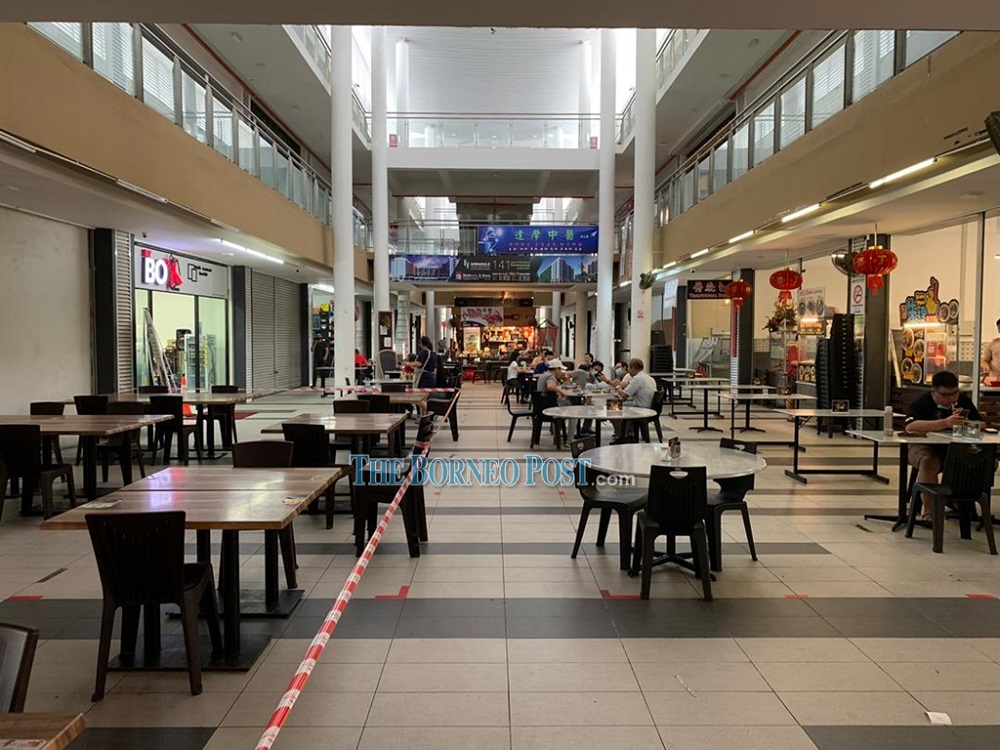 The new directive to limit operating hours of food outlets and bistros will take effect tomorrow. u00e2u20acu201d Borneo Post Online pic