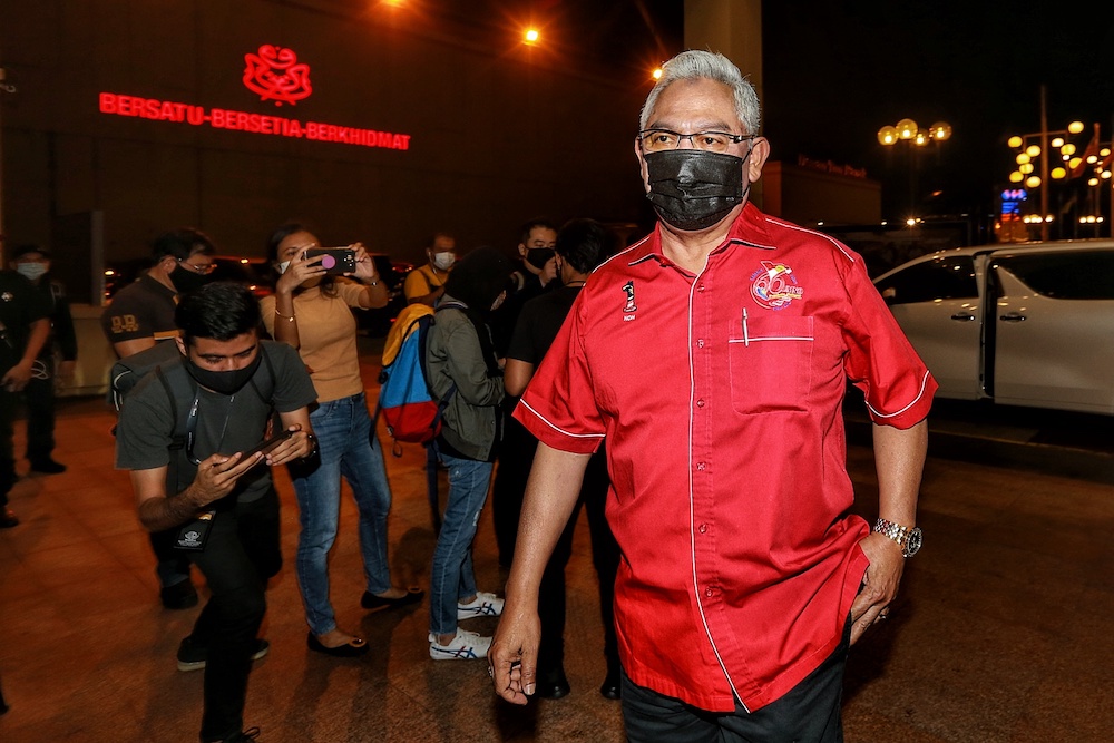 Tan Sri Noh Omar arrives at Menara Datuk Onn for the Umno Supreme Council meeting, October 29, 2020. u00e2u20acu201d Picture by Ahmad Zamzahuri