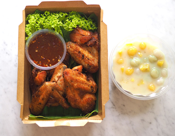 Tiny details matter as there's a lot of care taken for their packing as the box for the chicken wings is lined with banana leaf