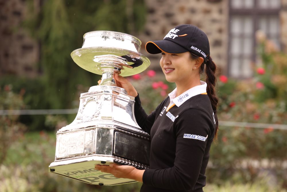 Kim Sei-young poses with the trophy after winning the 2020 KPMG Women's PGA Championship golf tournament in Pennsylvania October 11, 2020. u00e2u20acu201d Reuters picnn