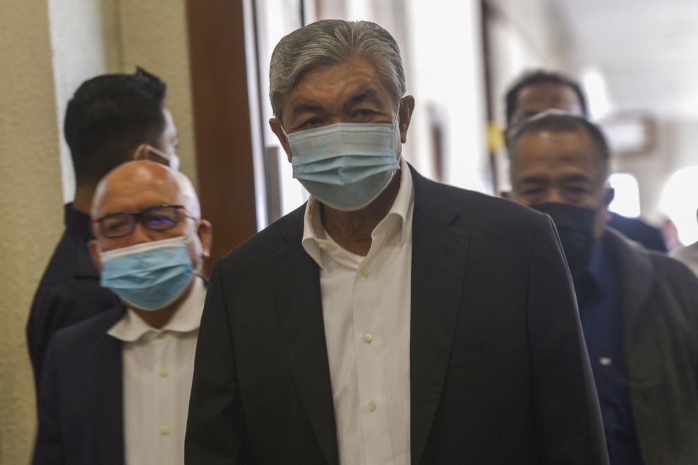 Datuk Seri Zahid Hamidi arrives at the Kuala Lumpur High Court October 13, 2020. u00e2u20acu201d Picture by Miera Zulyana
