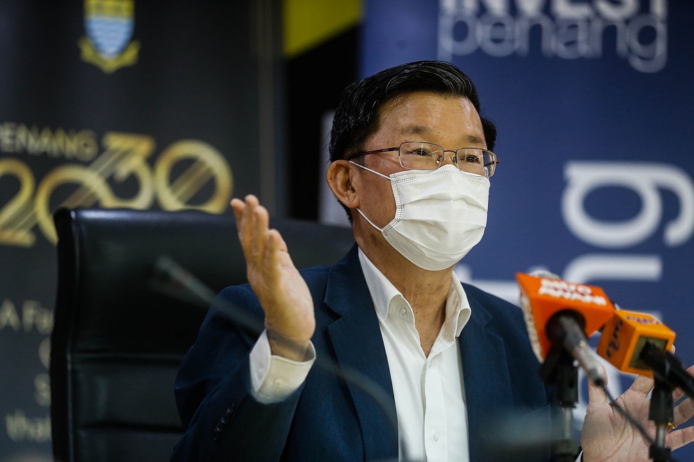 Penang Chief Minister Chow Kon Yeow speaks during a press conference at Komtar in George Town October 1, 2020. u00e2u20acu2022 Picture by Sayuti Zainudin