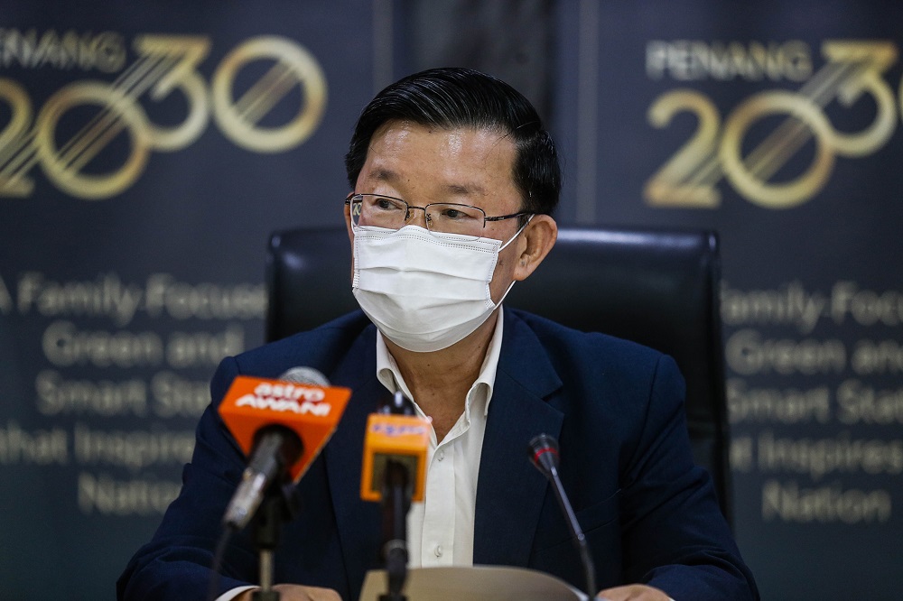 Penang Chief Minister Chow Kon Yeow speaks during a press conference at Komtar in George Town October 1, 2020. u00e2u20acu2022 Picture by Sayuti Zainudin