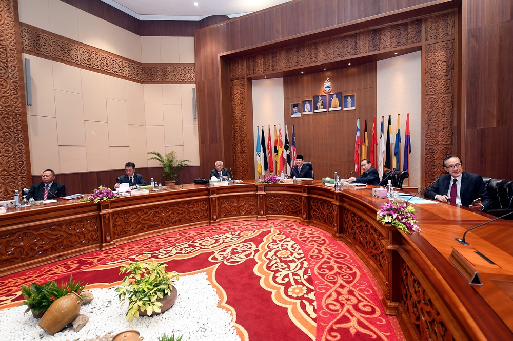 Sabah Chief Minister Datuk Hajiji Noor chaired the first Cabinet meeting of the newly-formed state government, October 1, 2020. u00e2u20acu2022 Bernama pic
