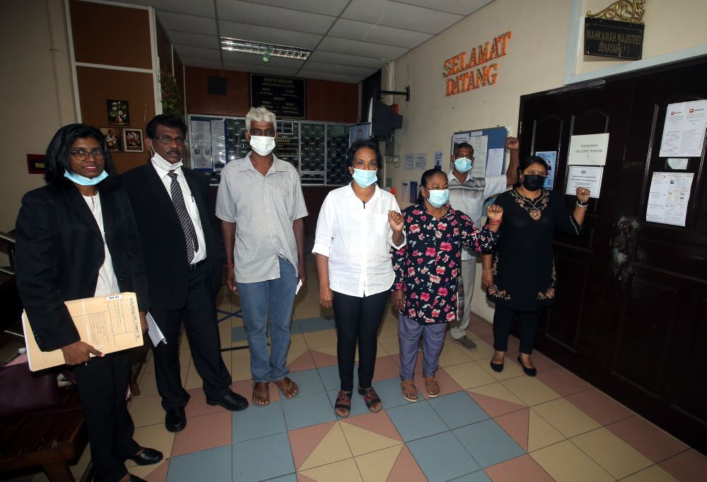The Ipoh Magistrateu00e2u20acu2122s Court today granted discharge not amounting to an acquittal to five activists who were arrested and charged with picketing outside Hospital Raja Permaisuri Bainun in June. u00e2u20acu201d Picture by Farhan Najib