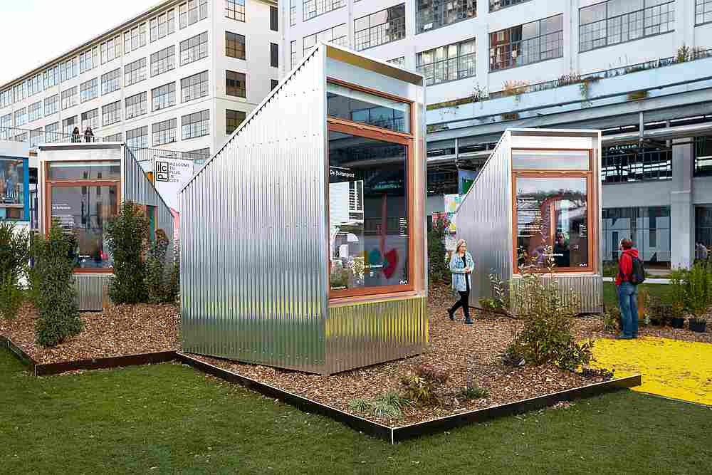 A tiny but tall office to work and take naps — Picture courtesy of Droomparken via AFP