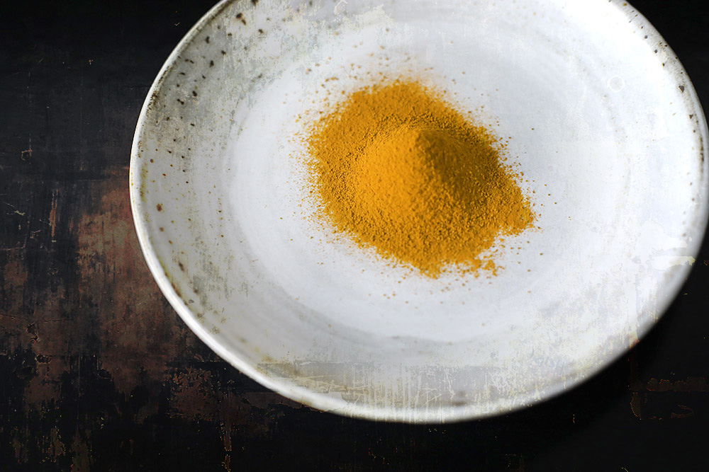Ground turmeric offers some earthy notes without being too spicy.