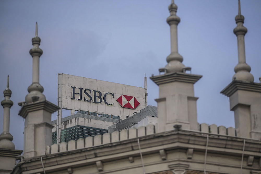 The logo of HSBC bank is seen in Kuala Lumpur November 3, 2020. u00e2u20acu201d Picture by Hari Anggara
