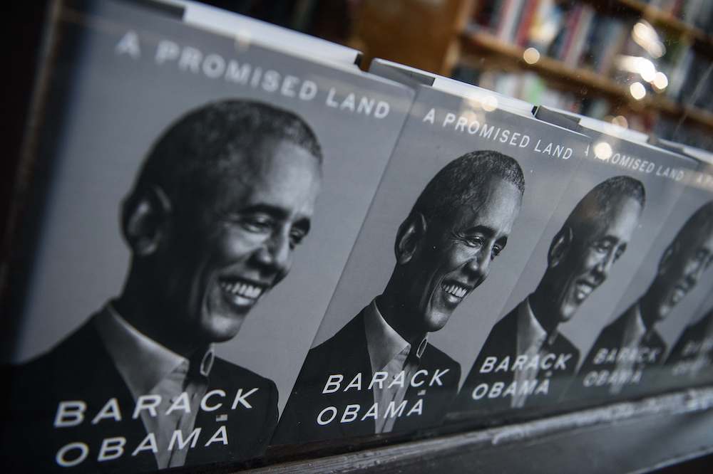 Former US President Barack Obama's new book u00e2u20acu02dcA Promised Landu00e2u20acu2122 is seen in a bookstore in Washington DC November 17, 2020. u00e2u20acu201d AFP pic