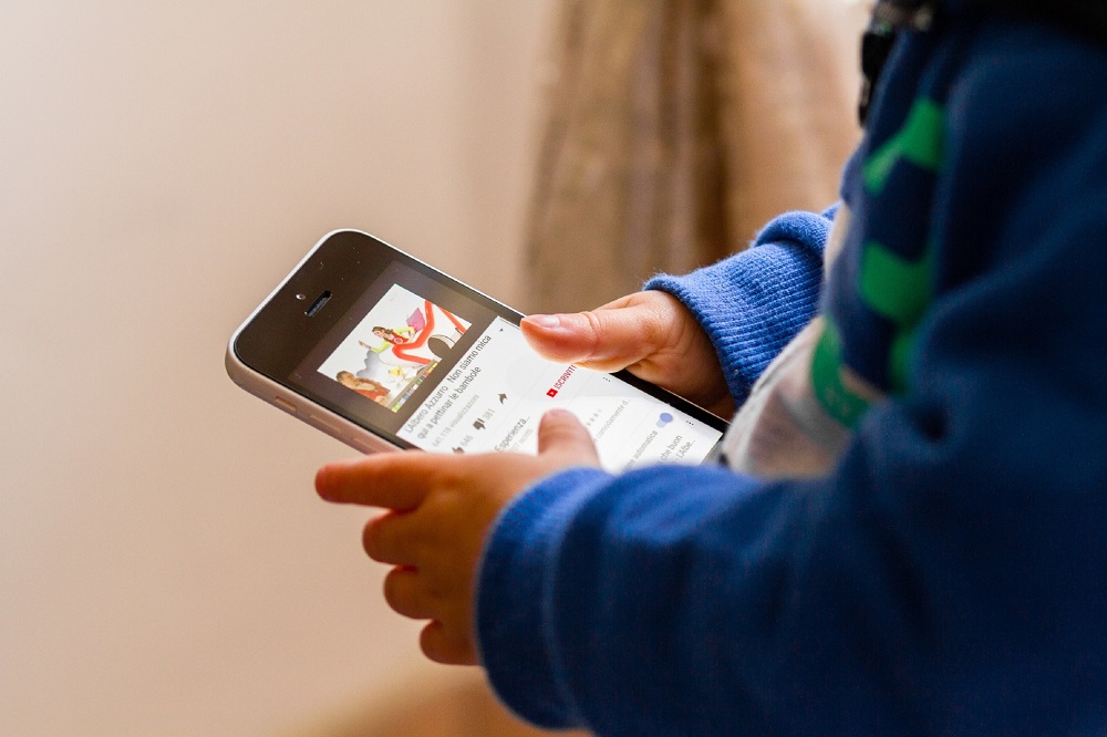 Watching videos all day long on your smartphone is the best way to drain your mobile data plan. u00e2u20acu201d AFP pic