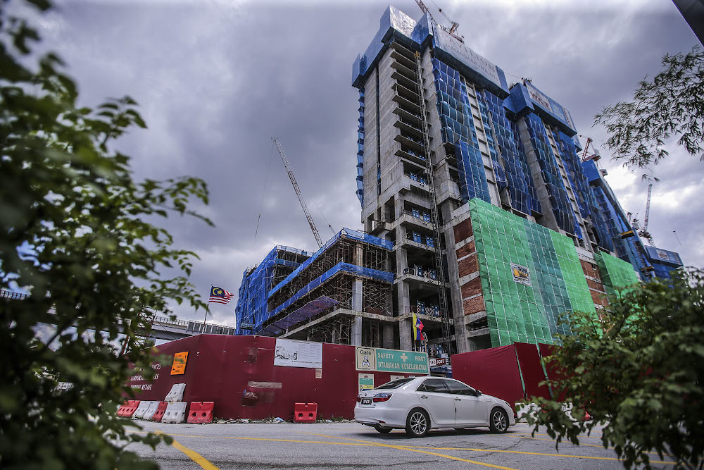 A general view of the Pavilion Damansara Heights construction site in Damansara, Kuala Lumpur November 16, 2020. u00e2u20acu201d Picture by Hari Anggara