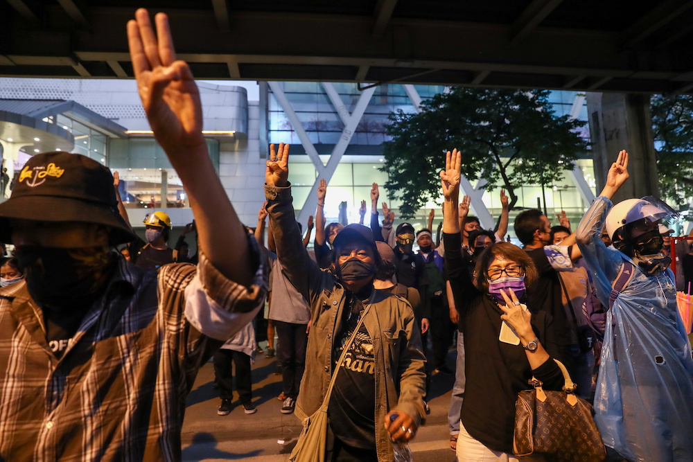 Demonstrators show the three-fingered salute during a rally in Bangkok, Thailand November 18, 2020. u00e2u20acu201d Reuters pic