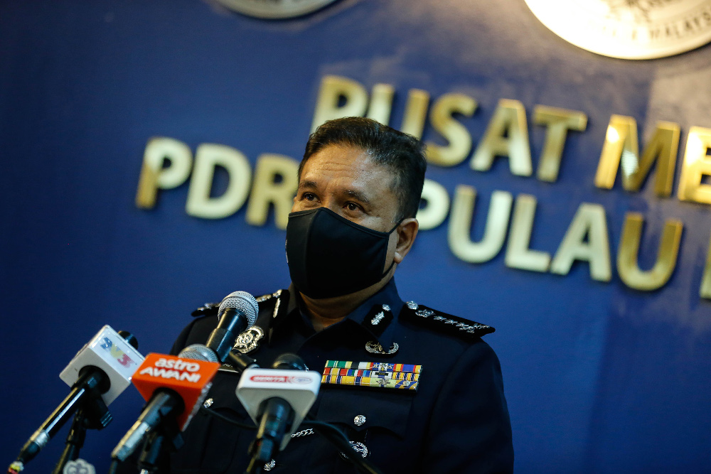 Penang CPO Datuk Sahabudin Abd Manan speaks to the press regarding a recent drug bust in Penang on November 20, 2020. u00e2u20acu201d Picture by Sayuti Zainudin