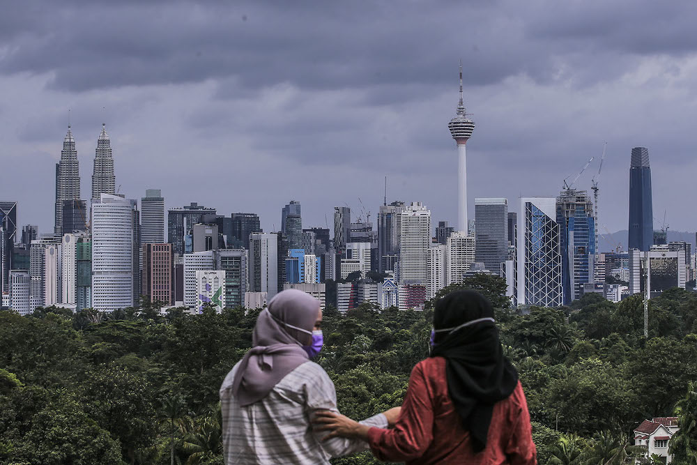A general view of the Kuala Lumpur city centre November 22, 2020. u00e2u20acu201d Picture by Hari Anggara