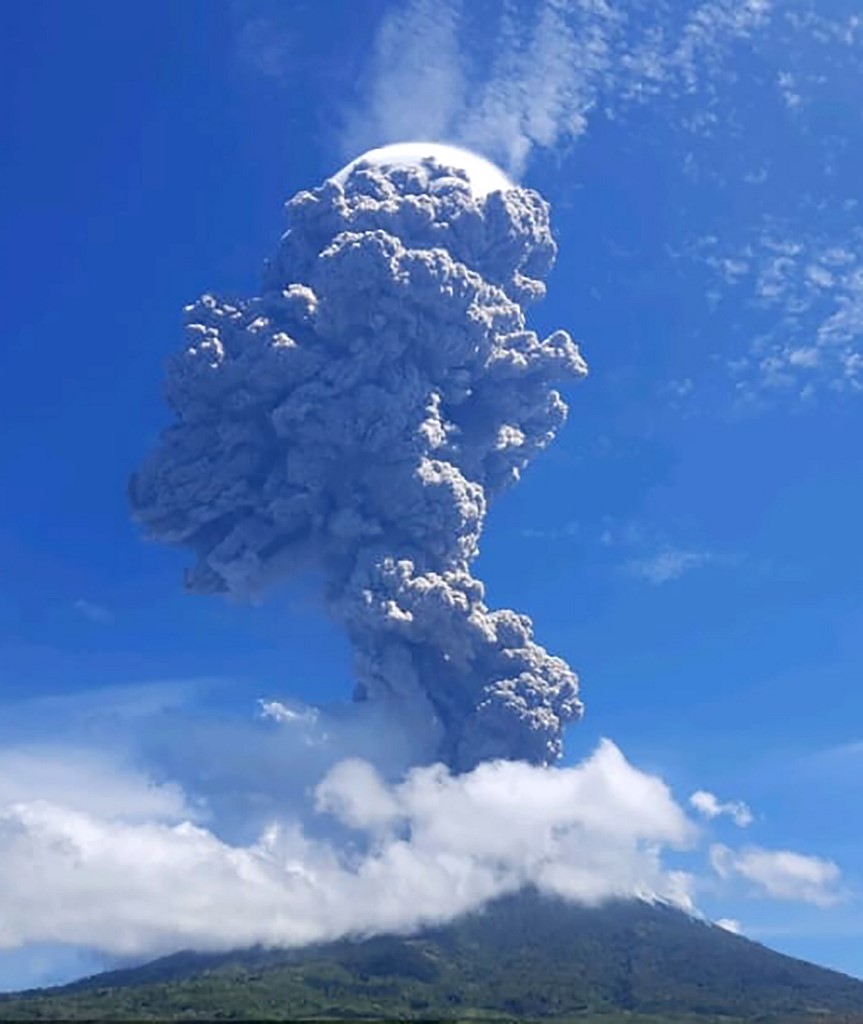 This handout photo taken and released on November 29, 2020 by the Geological Agency of Indonesia shows a volcanic eruption from Mount Ili Lewotolok in Lembata, East Nusa Tenggara spewing ash some 4,000 meters high.u00e2u20acu201d AFP pic